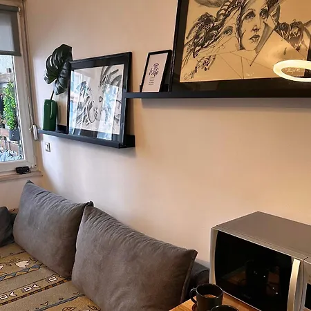 Home Apartment Split